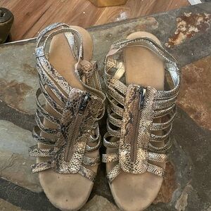 Aerosols Snakeskin Strappy Sandals. Size 8